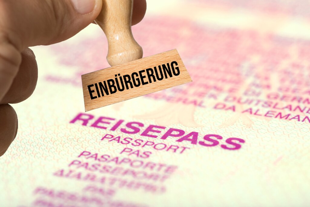 Einbürgerung in Braunschweig und Salzgitter – Stempel „Einbürgerung“ auf einem Reisepass